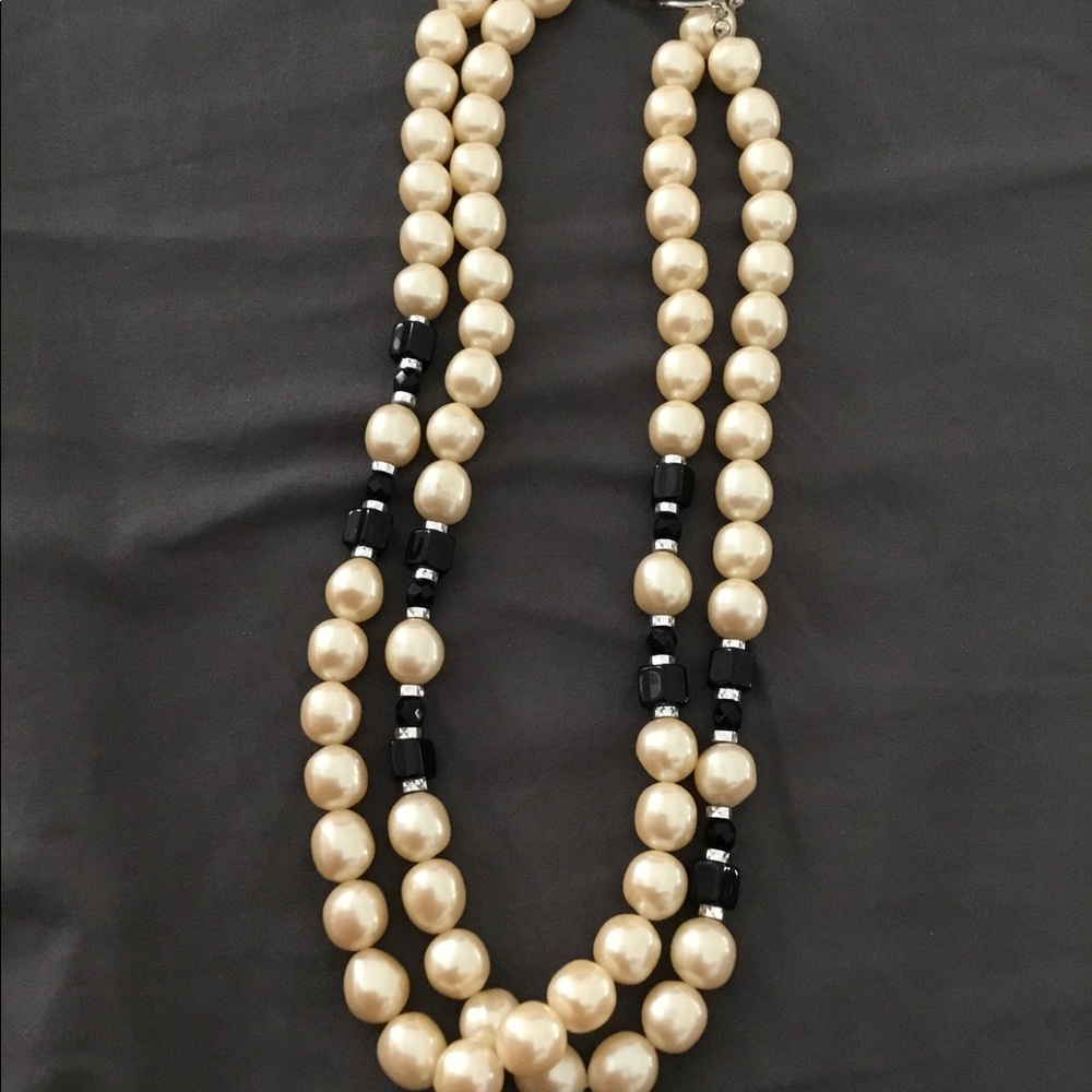 Pearls - Picture 4 of 4